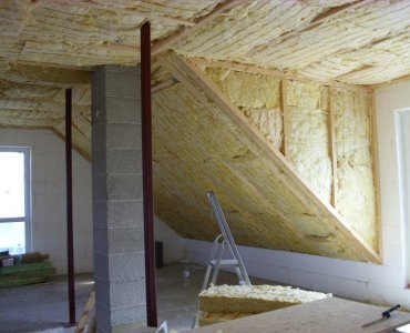 Как самостоятельно утеплить мансарду: на что обратить внимание при работе